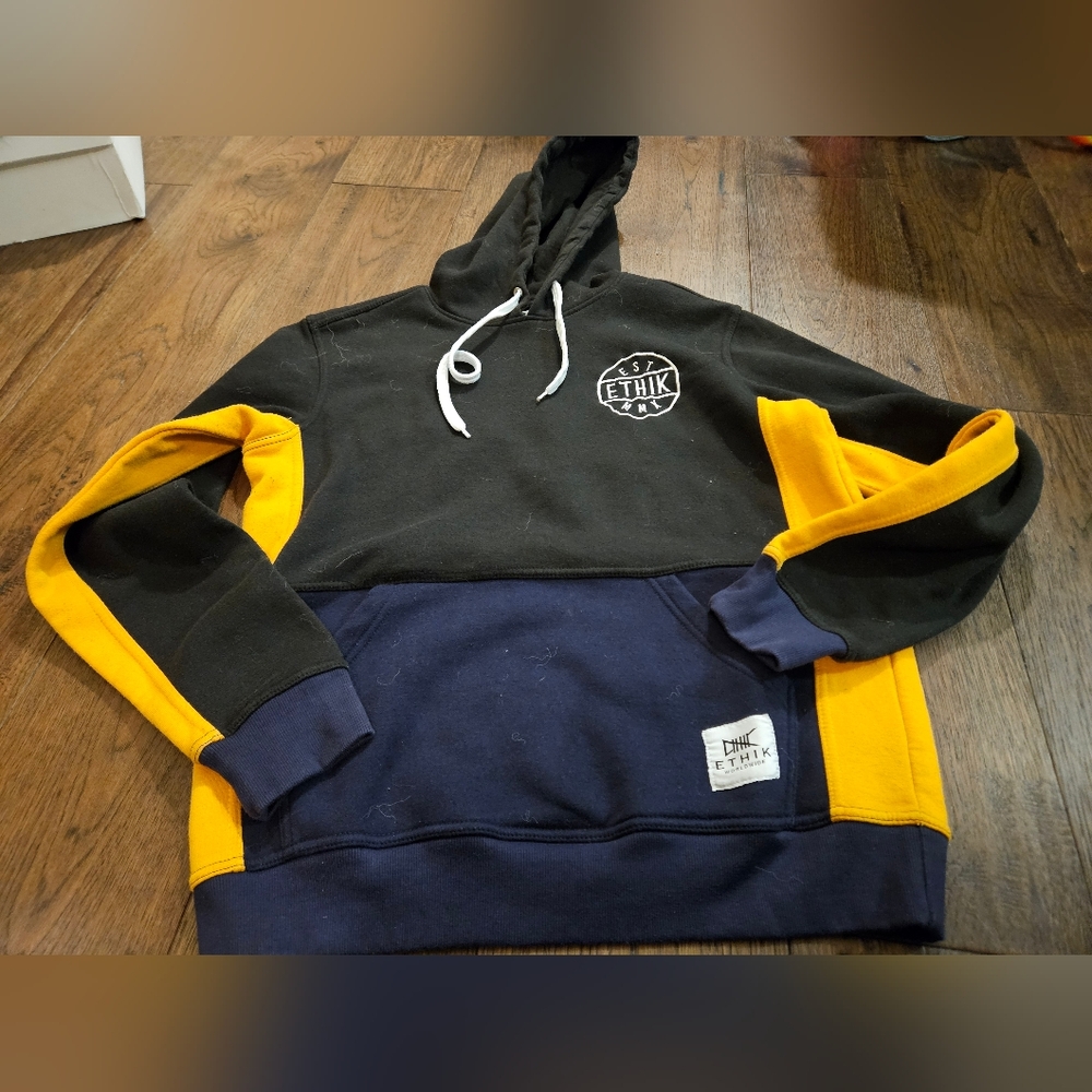 Men’s Yellow Blue Black Ethik MMX Hoodie Size Large Used Condition Long Sleeve. 